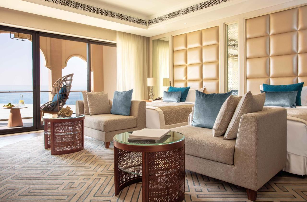 Royal Saray Resort Manama Exterior photo A suite at Jumeirah Atlantis