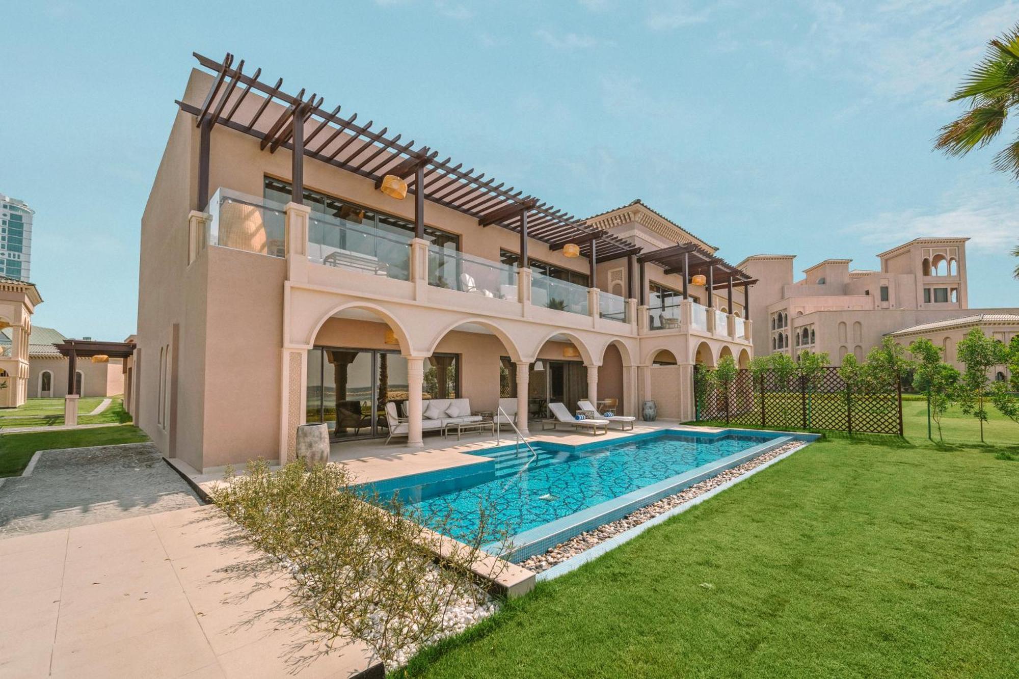 Royal Saray Resort Manama Exterior photo A villa at Jumeirah at Saadiyat Island Resort